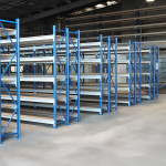 Хранение и перевозка листовых материалов зимой: как избежать трещин, прогиба и “банана”