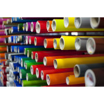 Самоклеящаяся плёнка для наружной рекламы: как выбрать под вывески, витрины и транспорт